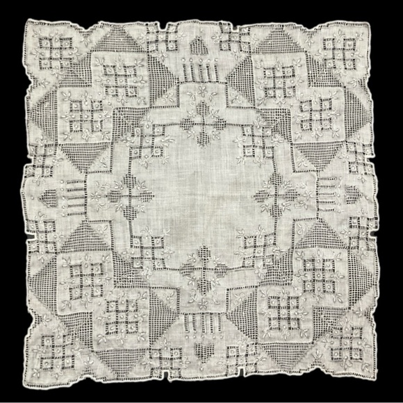 Vintage Accessories - Vintage Handkerchief - Appenzell Embroidery